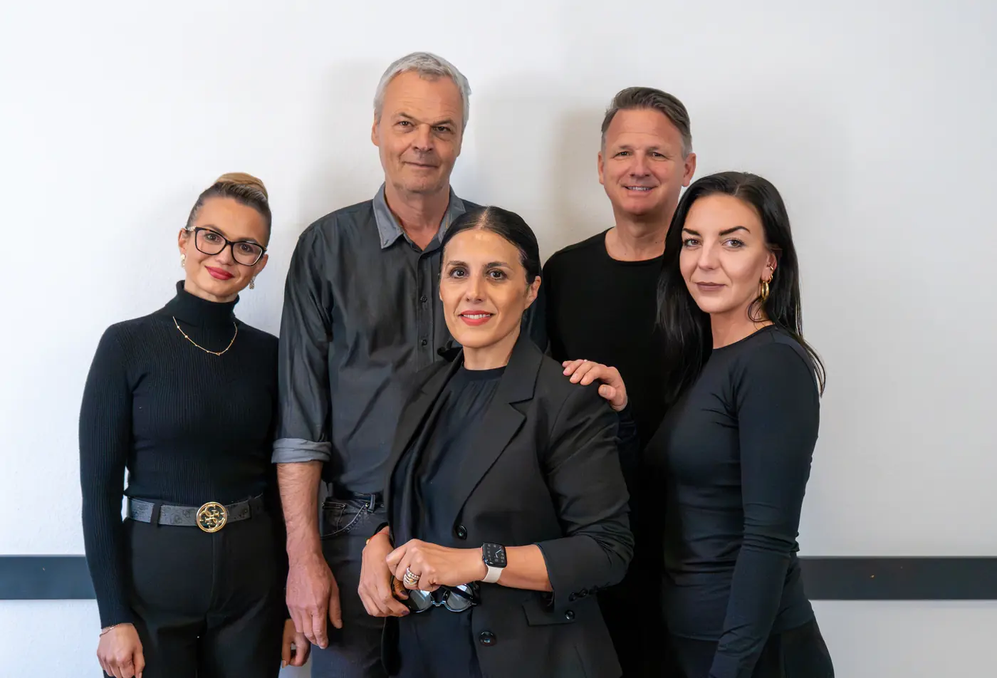 Gruppenfoto des Praxisteams